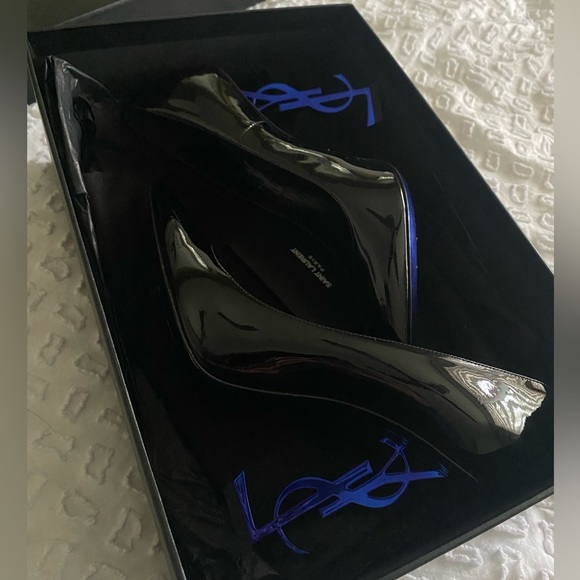 OPYUM PUMPS IN PATENT LEATHER - Picture 3 of 4